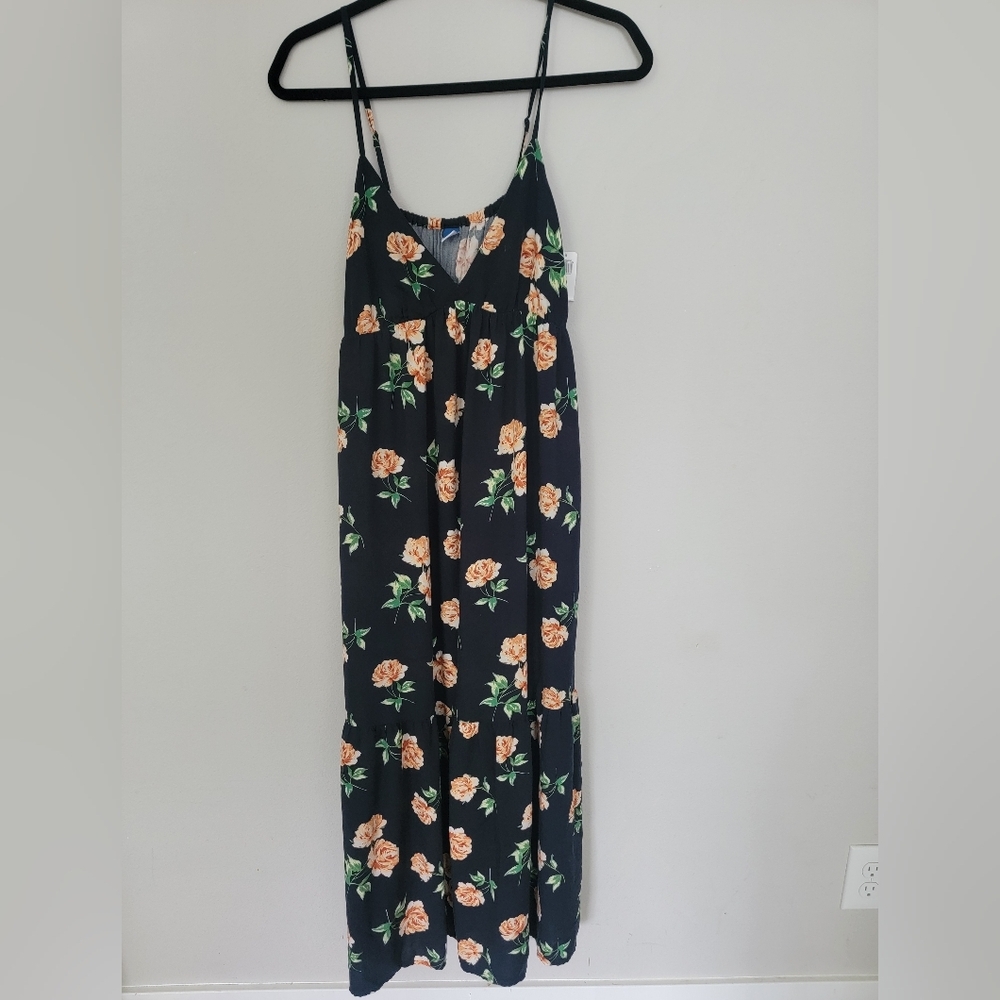 Old Navy Black Floral Maxi Dress - Picture 2 of 10